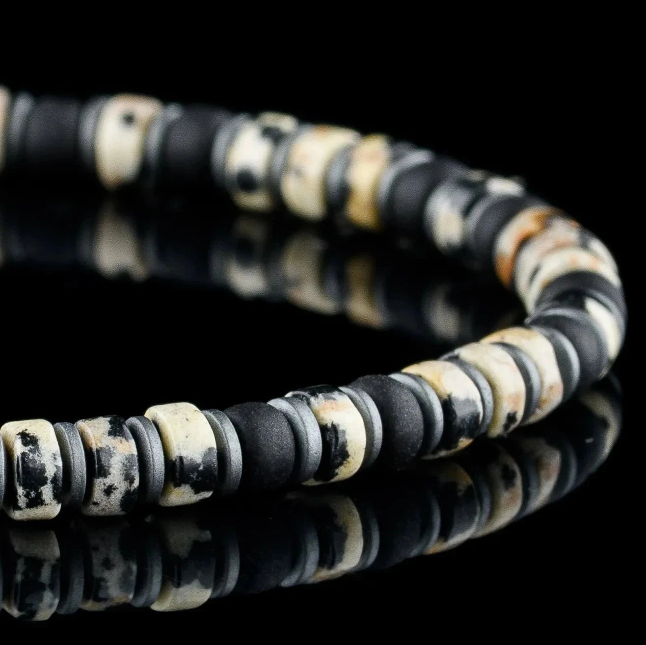 Dalmatian Jasper - Black Bracelet II (4mm) 2 Dalmatian Jasper - Black Bracelet II (4mm) - Image 2