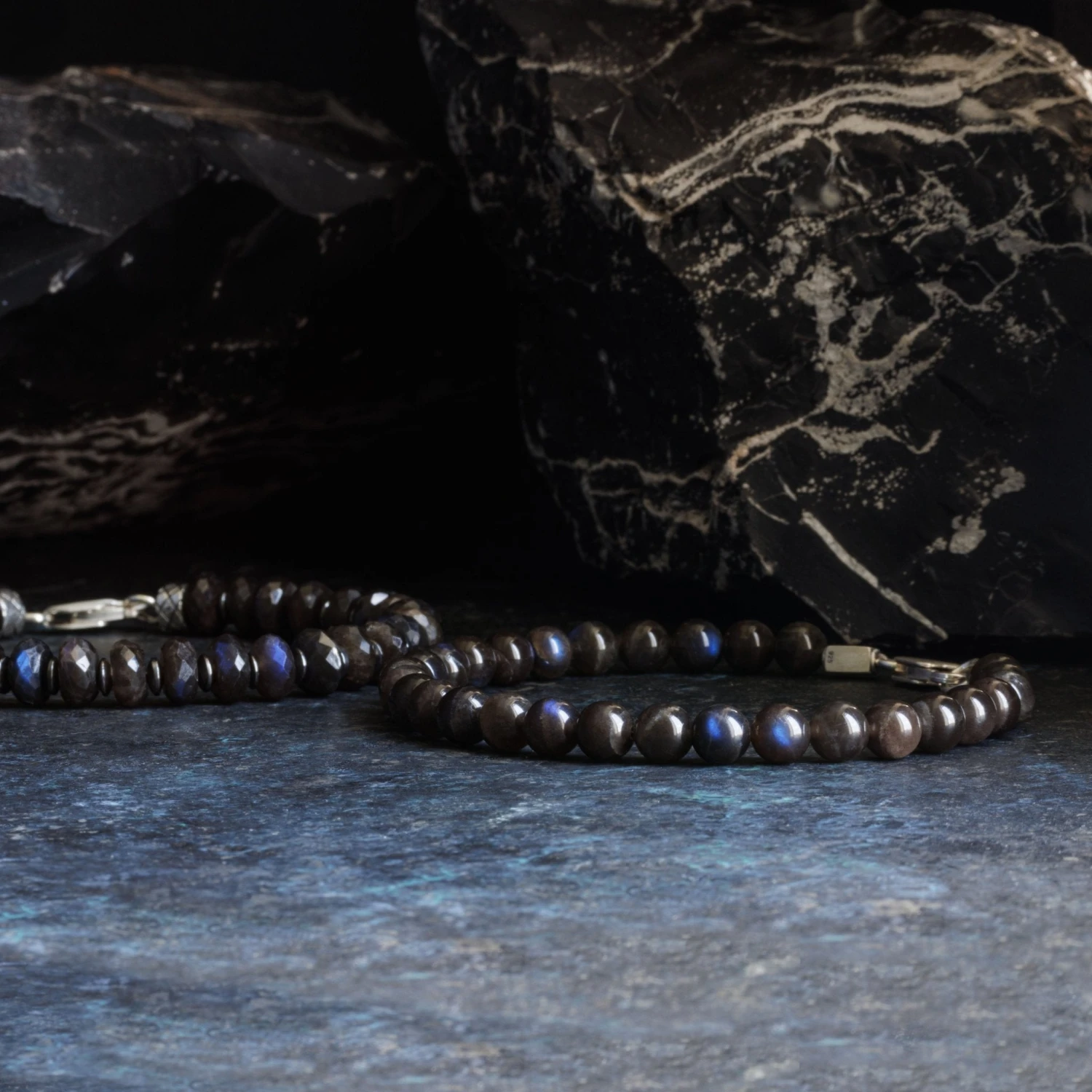 Black Labradorite Bracelet III (6mm) 3 Black Labradorite Bracelet III (6mm) - Image 3