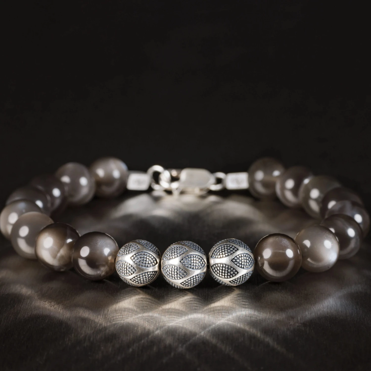 Black Moonstone Nascor Bracelet I (10mm) 1 Black Moonstone Nascor Bracelet I (10mm)