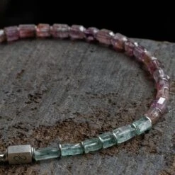 Emerald - Pink Tourmaline Bracelet XVI (2-4mm) -Aurum Brothers Emerald PinkTourmalineBraceletXVI 2 4mm solo setting closeup