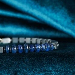 Blue Sapphire Bracelet XV (4-6mm) 6 Blue Sapphire Bracelet XV (4-6mm) -Aurum Brothers Sapphire hematite I 2