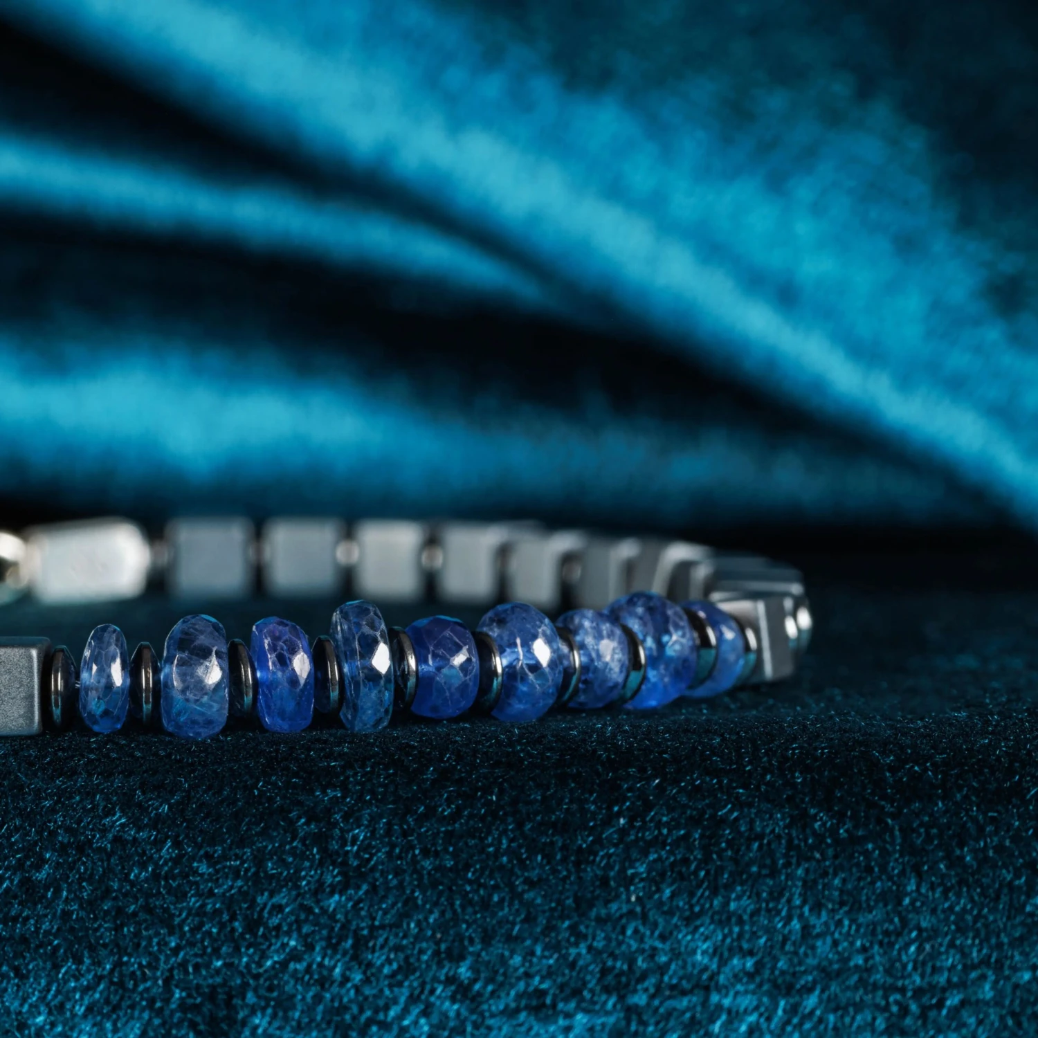 Blue Sapphire Bracelet XV (4-6mm) 3 Blue Sapphire Bracelet XV (4-6mm) - Image 3