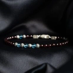 Swiss Blue Topaz - Red Garnet Bracelet VII (3.5 - 4mm) -Aurum Brothers Topaz red garnet VII 1