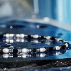 White Pearl - Black Bracelet II (3mm) -Aurum Brothers White pearl black II 2