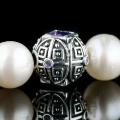 Paladin Amethyst - Pearl Bracelet II (8mm) 8 Paladin Amethyst - Pearl Bracelet II (8mm) -Aurum Brothers square3 PaladinAmethyst PearlBraceletII 8mm